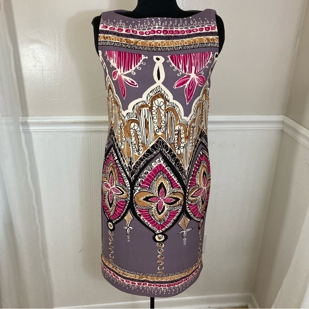 Suzi Chin for Maggie Boutique Sleeveless Dress with an abstract, artsy print s 6 - Picture 2 of 9